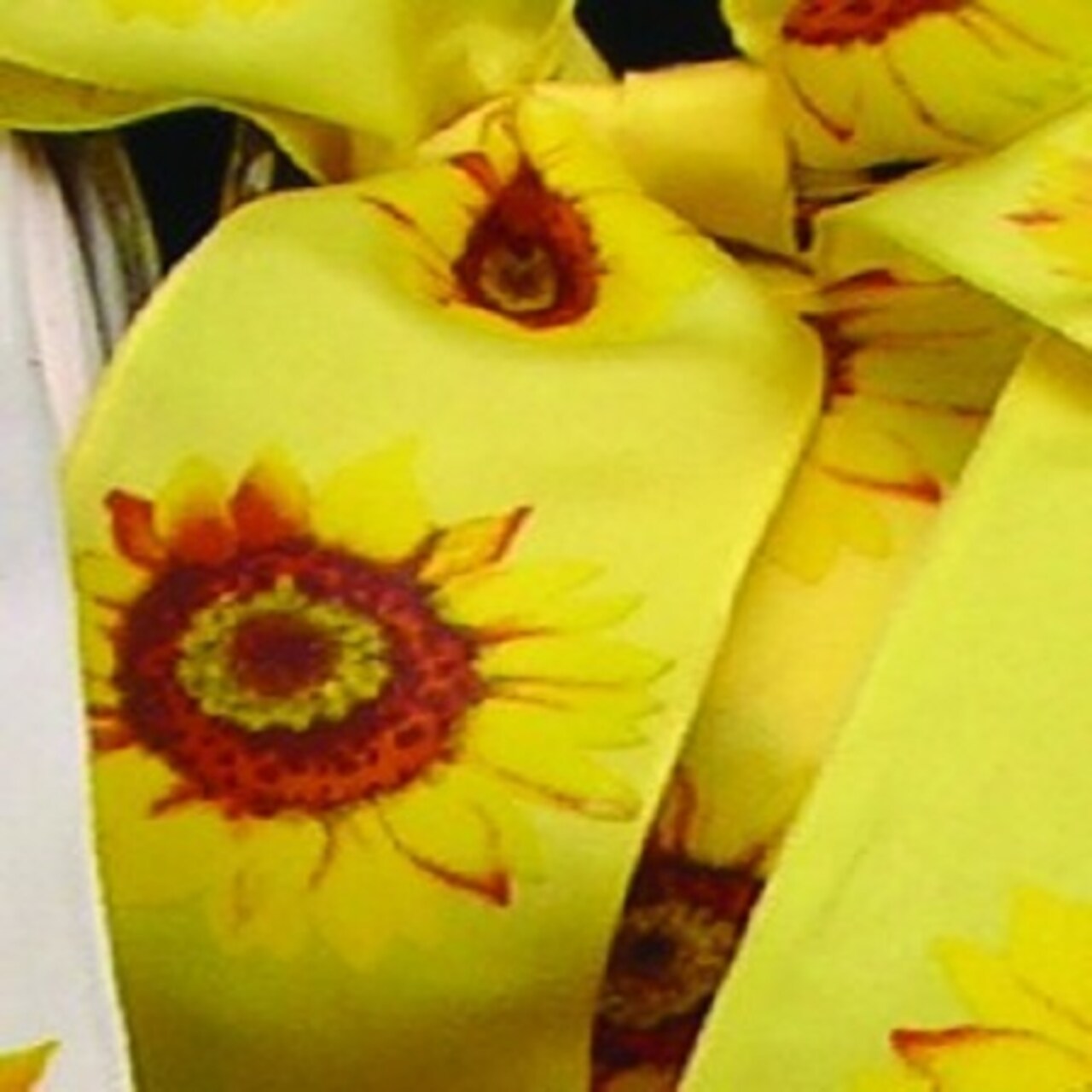 The Ribbon People Yellow Sunflower Print Wired Craft Ribbon 2.5&#x22; x 27 Yards